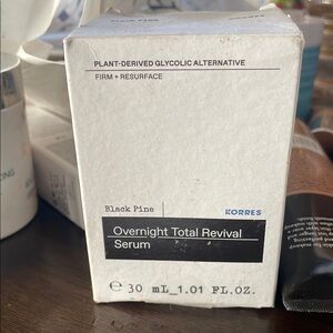 Korres Black Serum